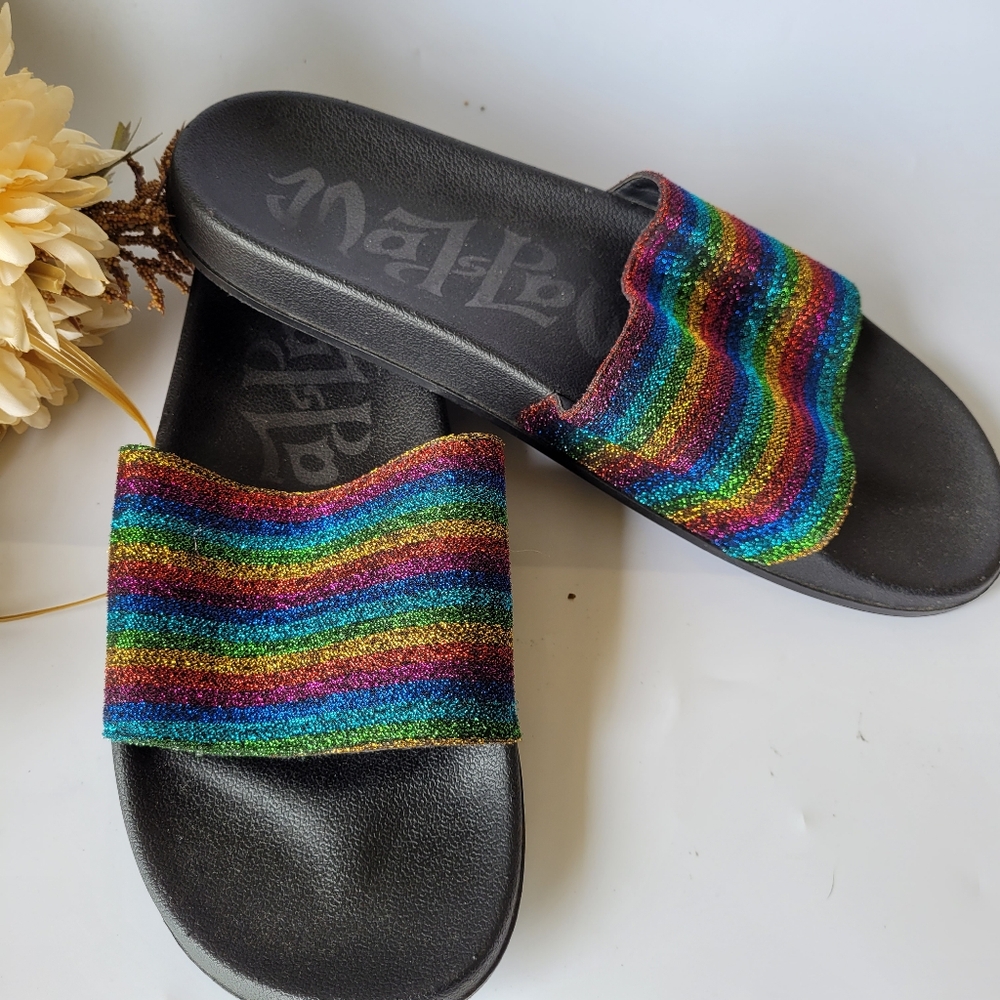 Women's Slides